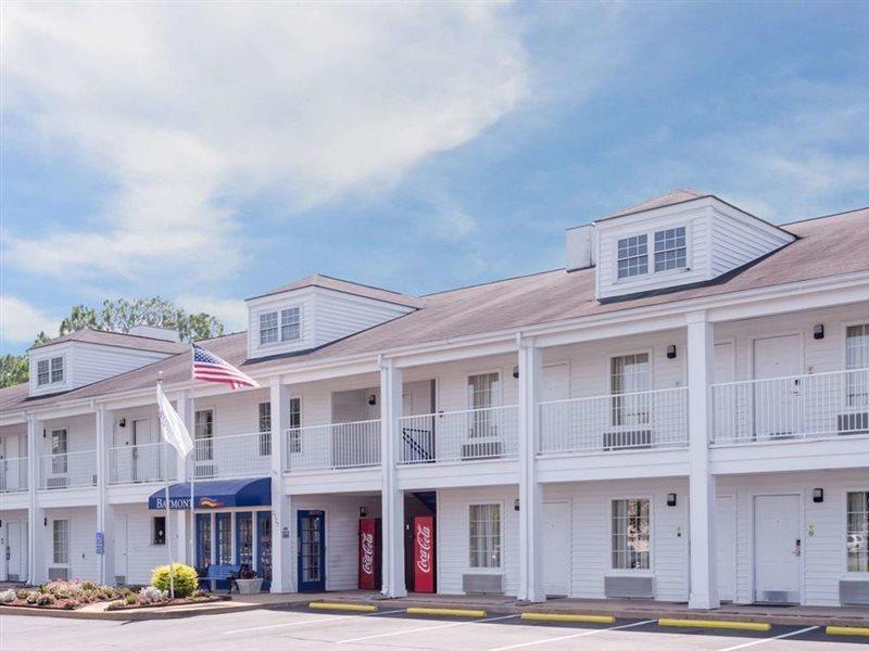 Baymont By Wyndham Albany At Albany Mall Eksteriør billede